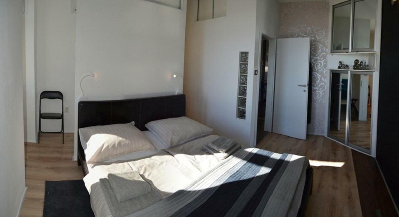 Aurora Apartment Fiume Esterno foto